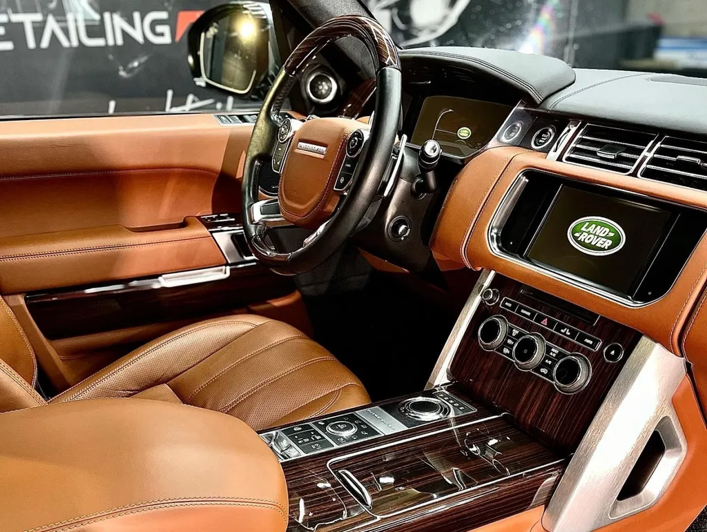 Protection rénovation carrosserie traitement céramique Range Rover autobiography