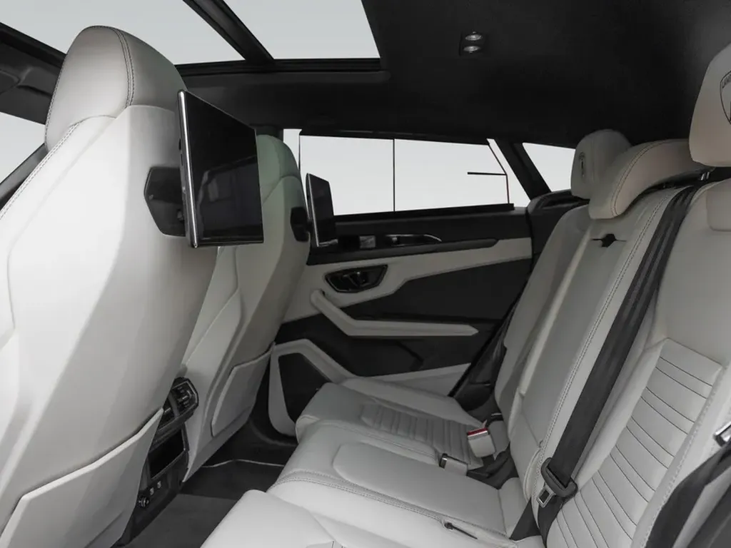 Vue arrière Lamborghini Urus SE SUV hybride haut de gamme