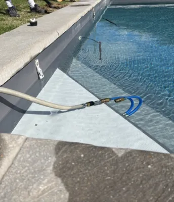 Détection de fuite sur piscine béton sans destruction ni vidange par un spécialiste SABACA CENTRE VAL DE LOIRE à Orléans dans le 45