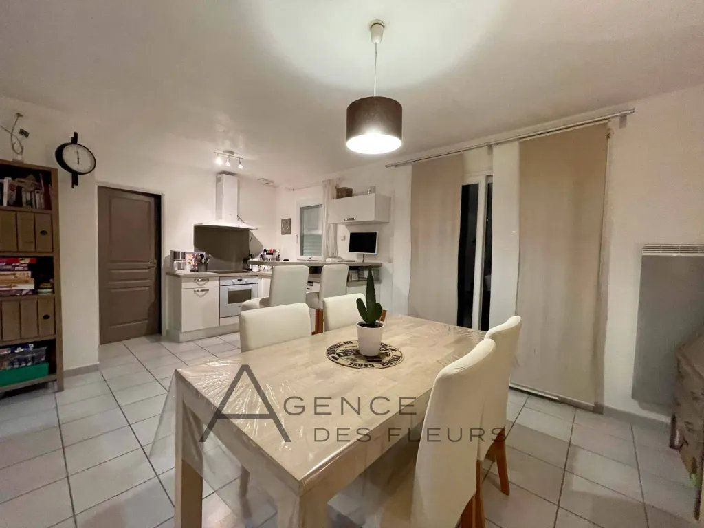 un terrain de 1134 m²