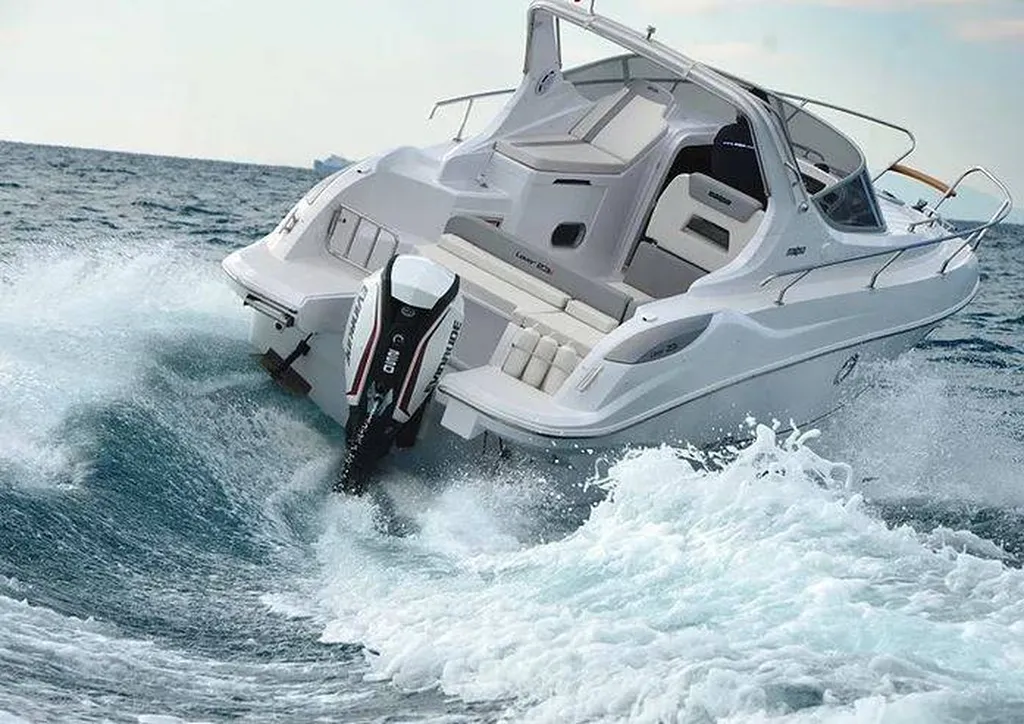 Bateau à moteur Salpa Laver 23X neuf en vente à La Martinique