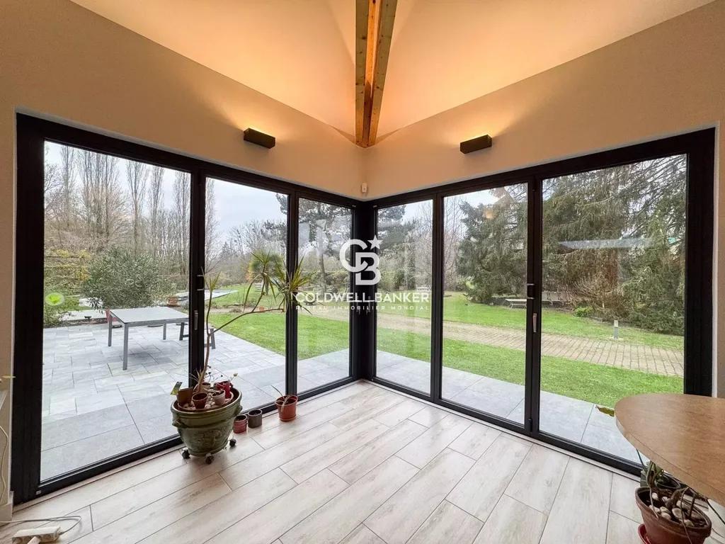 maison à vendre avec jardin et piscine proche du mans