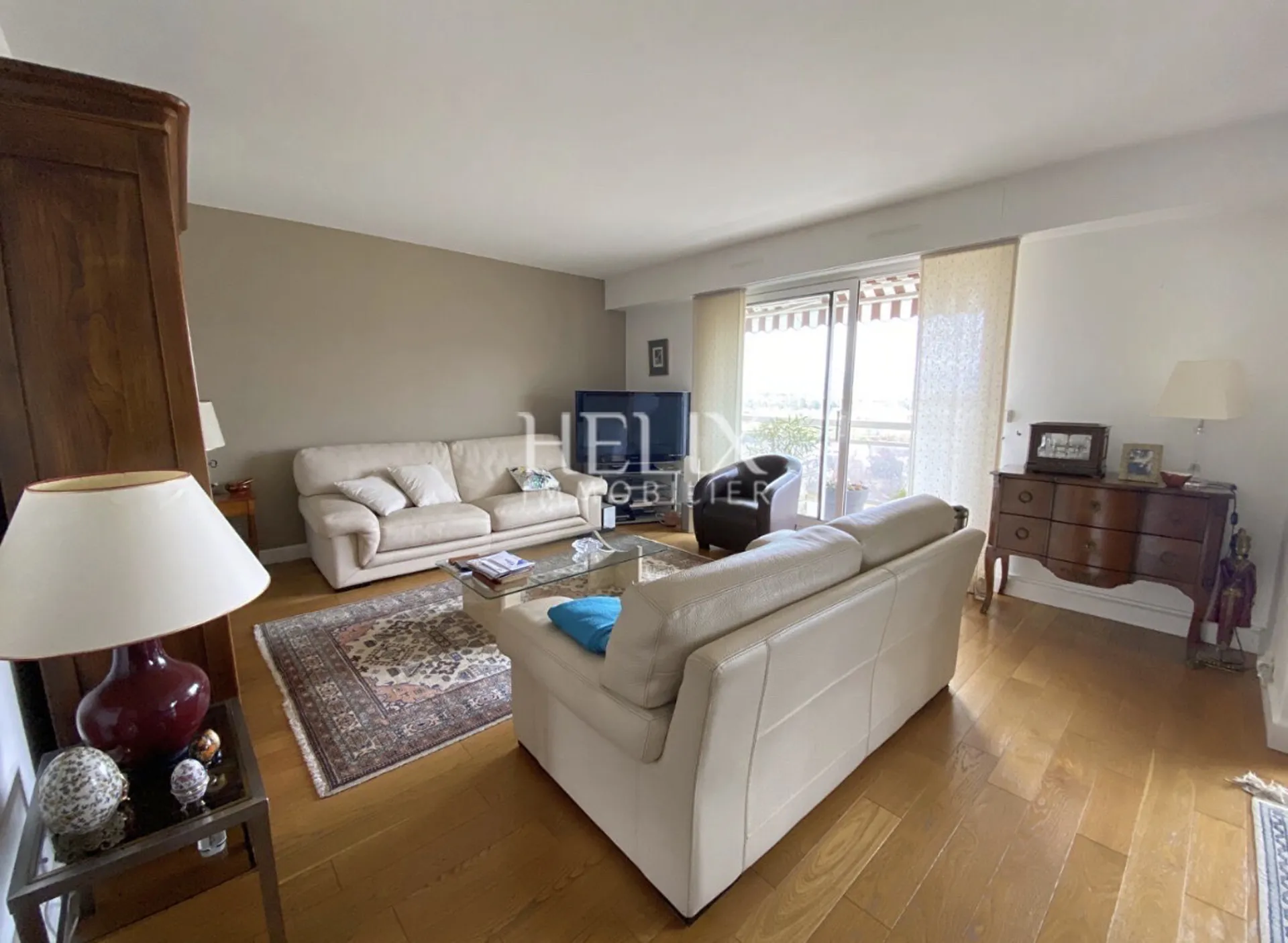 Le  Pecq proche Saint Germain en Laye magnifique appartement avec vue dégagée à Saint Wandrille de 5 pièces 96m2 avec balcons