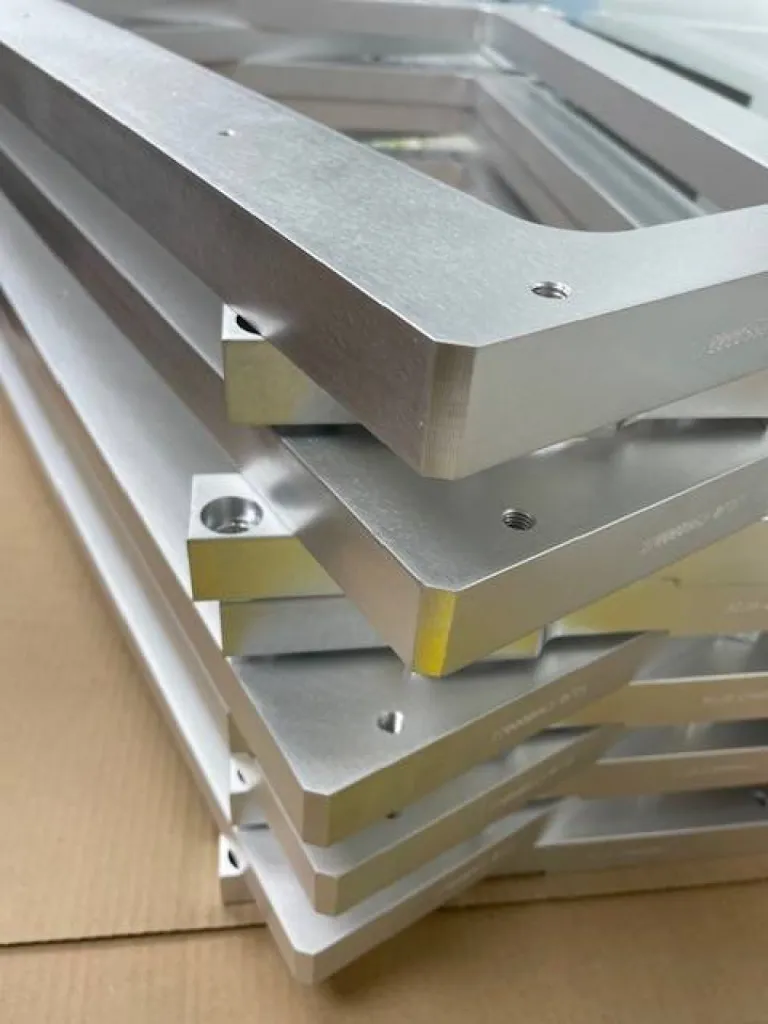 Dérochage aluminium - Atelier LE BARP (33)