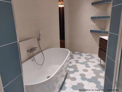 Aménagement de salle de bain à la Penne-sur-Huveaune avec architecte d’intérieur