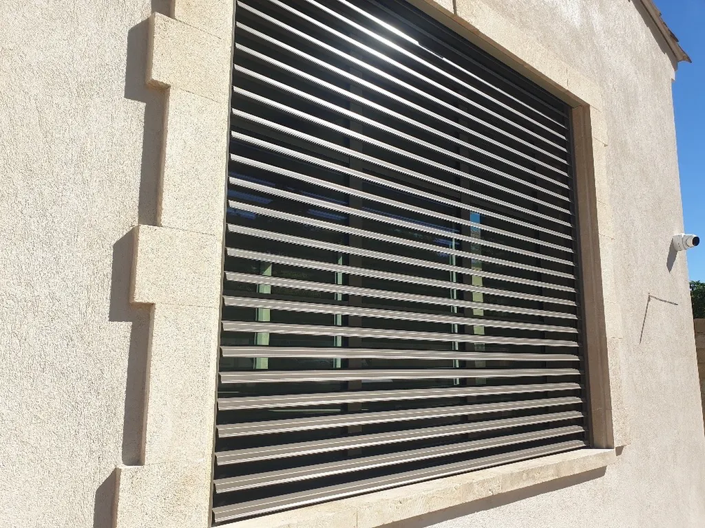  Pose de Volet, brise soleil BSO à LYON