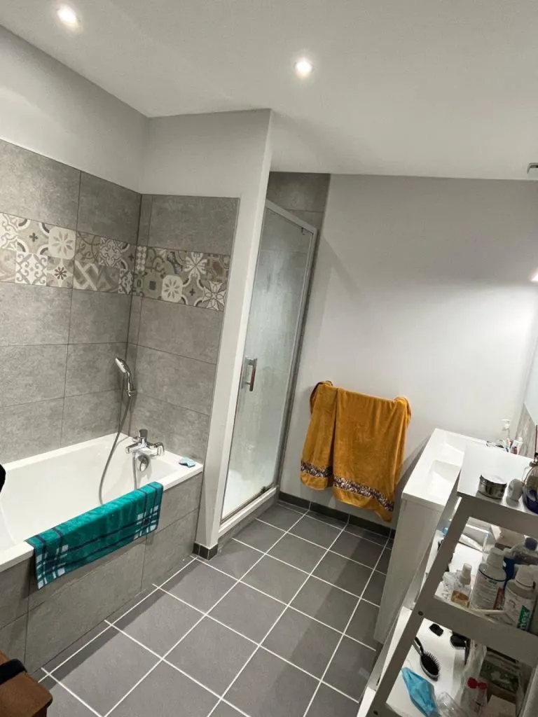 Situé au 29 rue des Arsins à Rouen