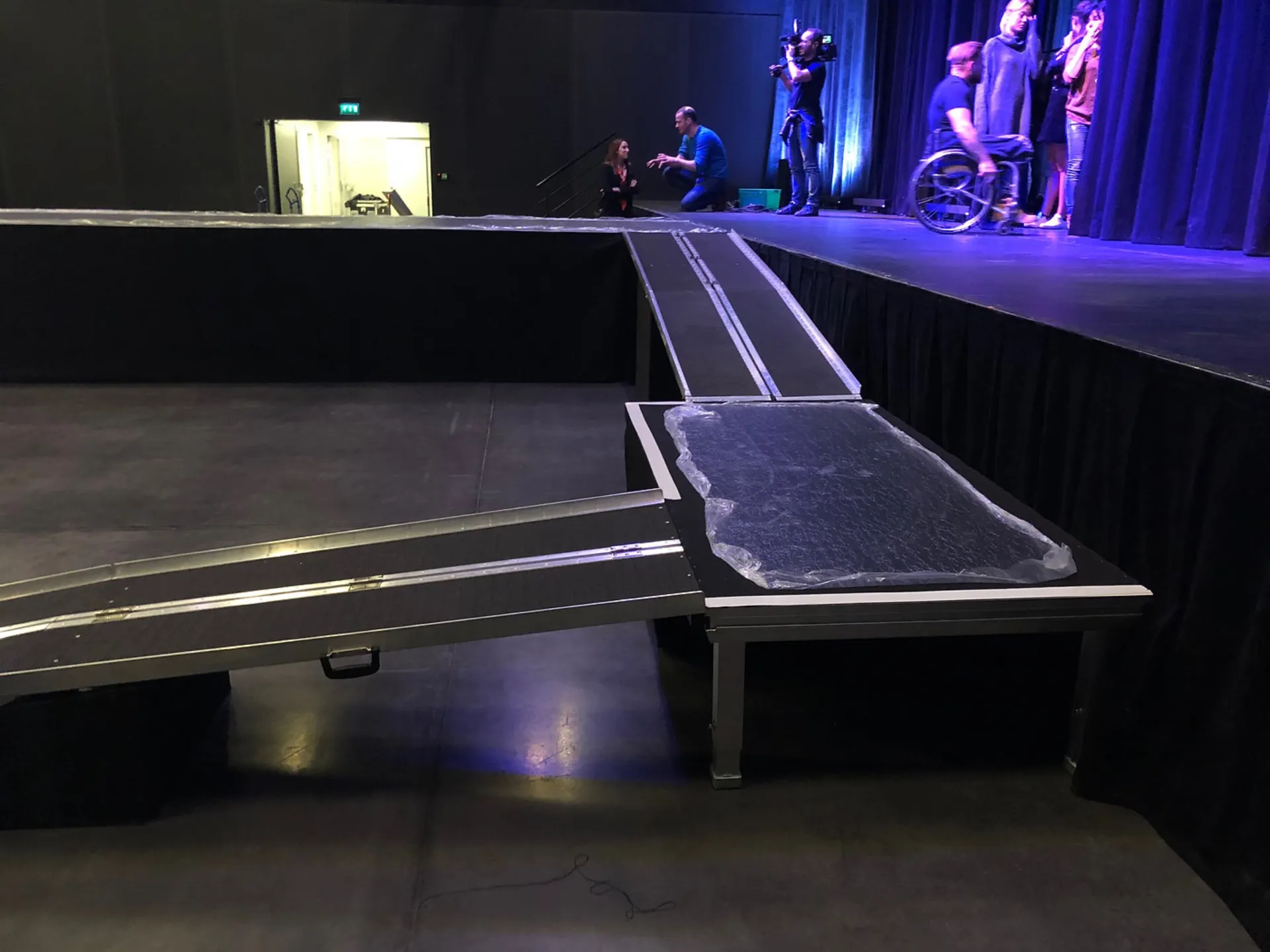 RAMPE DE CHARGEMENT GRAND FORMAT / ACCES PMR