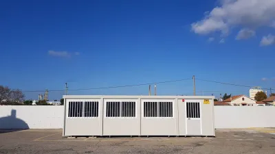 Ventre de 10 structures modulaires pour l'entreprise Soprovise à l'étang de Berre