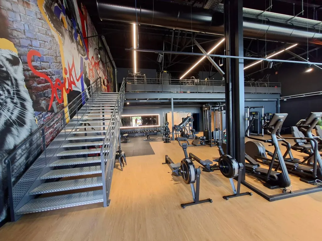 Mezzanine normes ERP dans la Loire