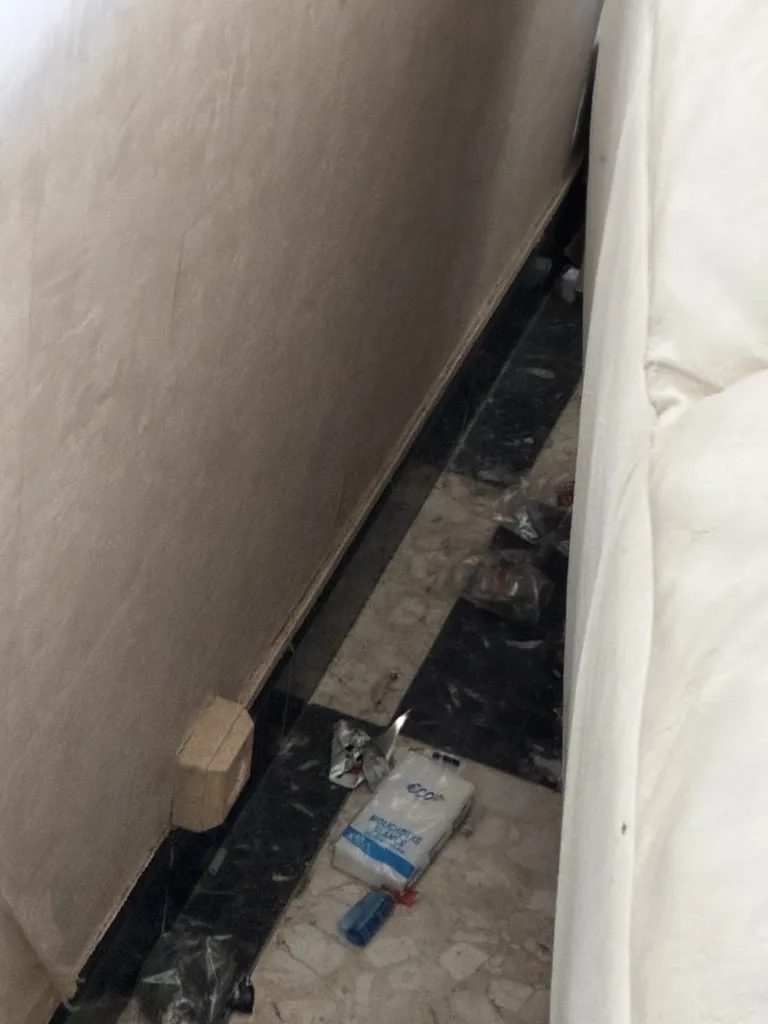 Remplacement d'interrupteurs, de prises et modernisation électrique dans une maison à Vairé 85150 en Vendée