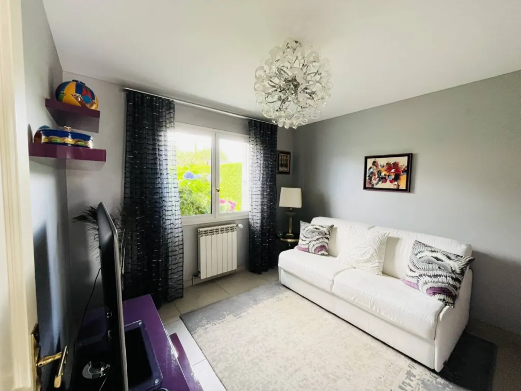 Maison Mont Saint Aignan 6 pièce(s) 168,94 m2 dans un environnement calme