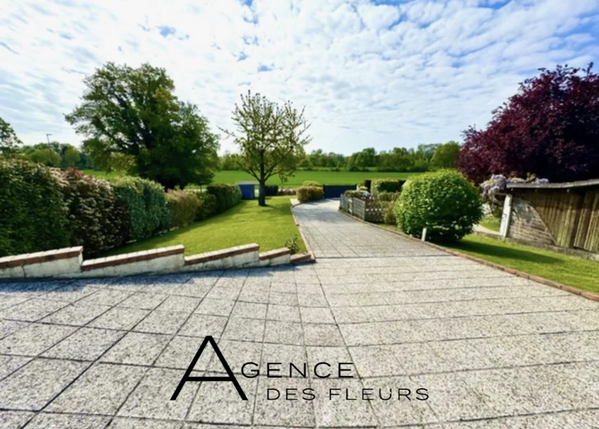 A saisir magnifique maison de 180 m² habitable sur la commune très recherchée de FRENEUSE 76410