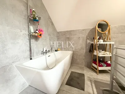 Chatou située sur les bords de seine une maison de caractère d'environ 125 M²