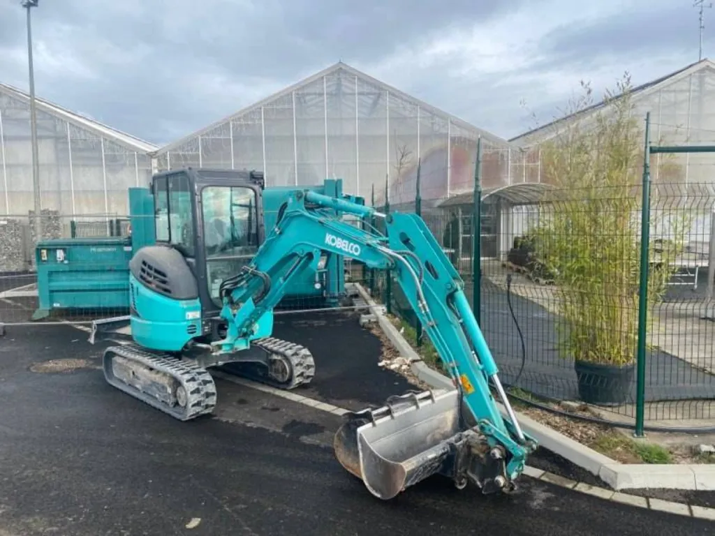 Location avec chauffeur de mini pelle à Strasbourg 