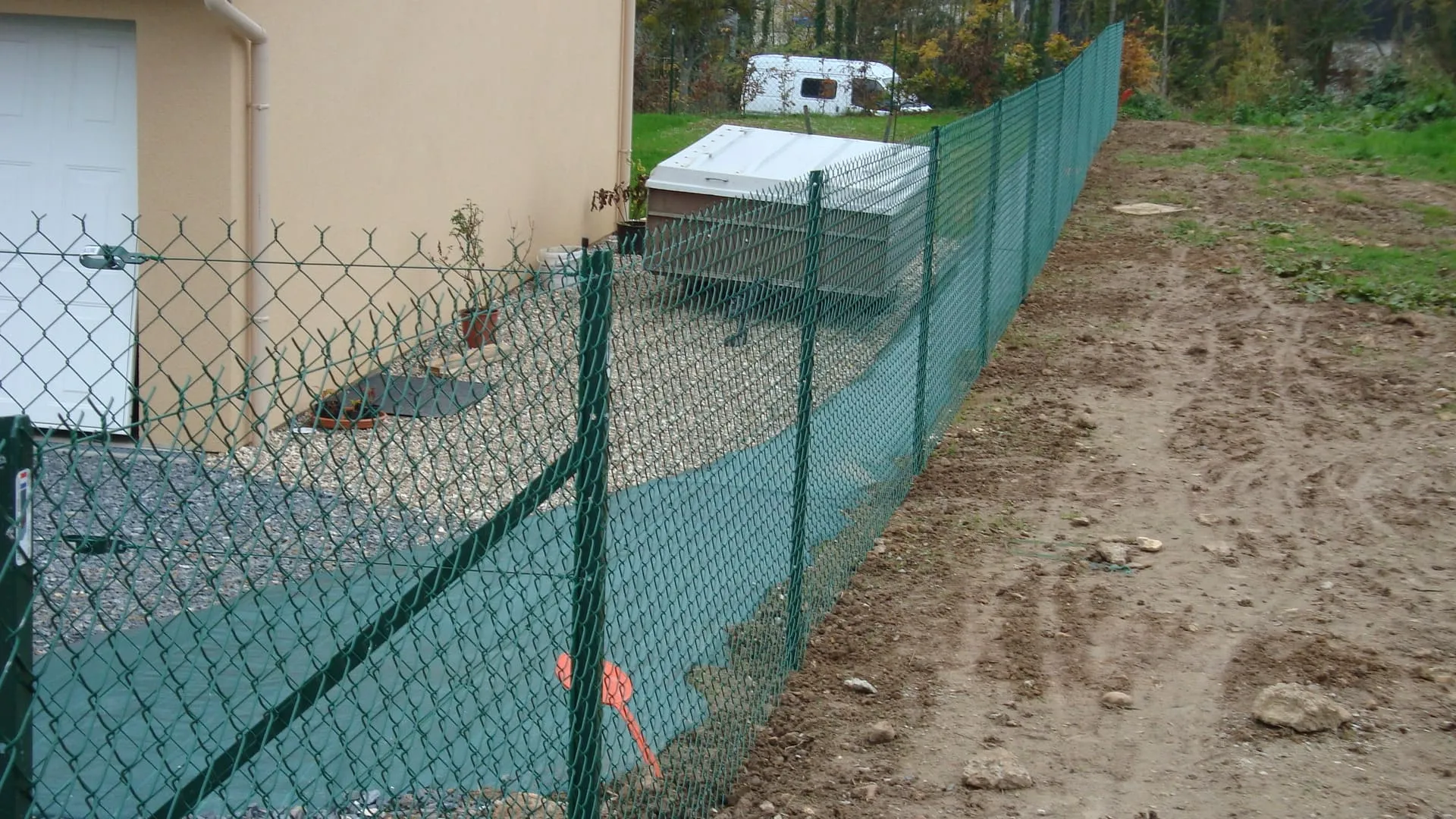 Installation de Clôture Grillagée et Plastifiée, Modèle Souple ou Rigide pour Terrains à Lieurey dans l'Eure 27 et Épaignes