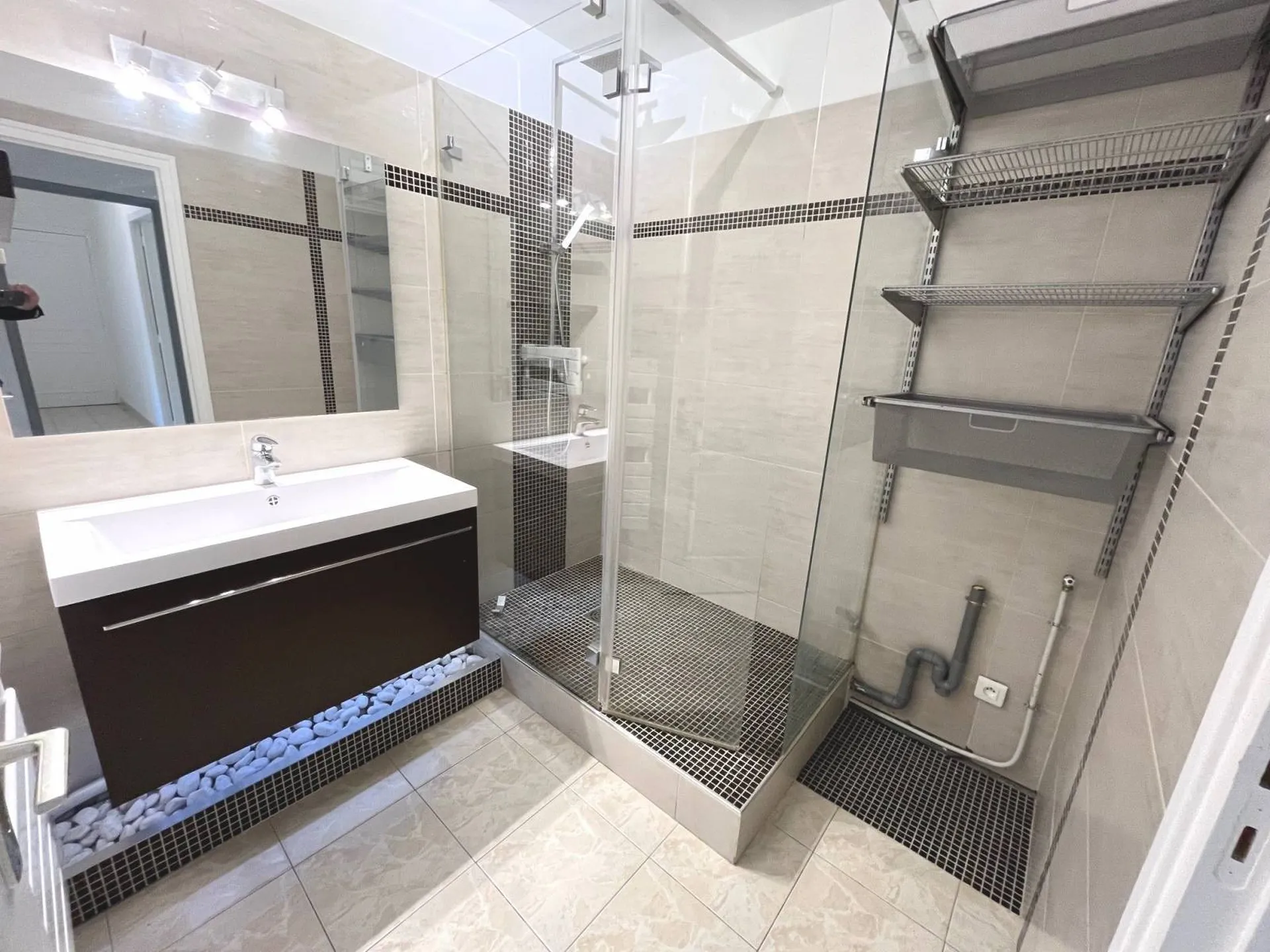 La bedoule vente appartement T3 avec ascenseur