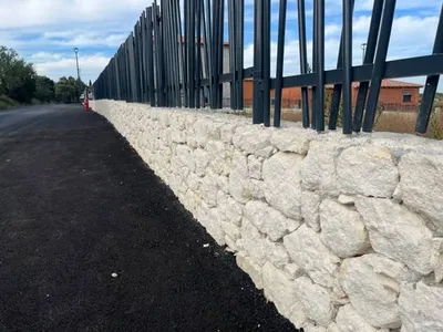 PIERRE A BATIR DE PROVENCE