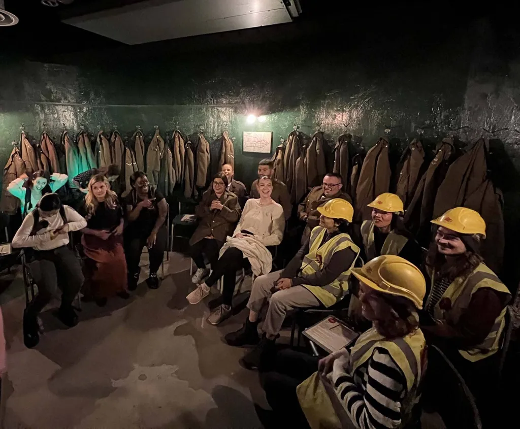 team building activity escape room