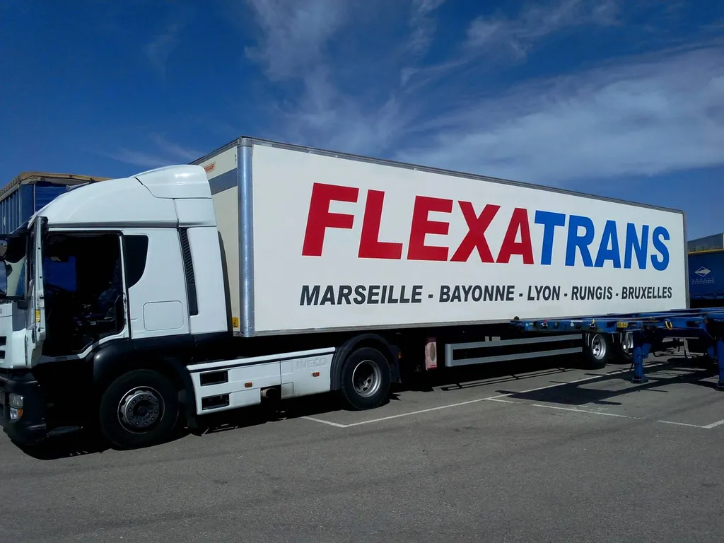 transport routier lyon pays bas