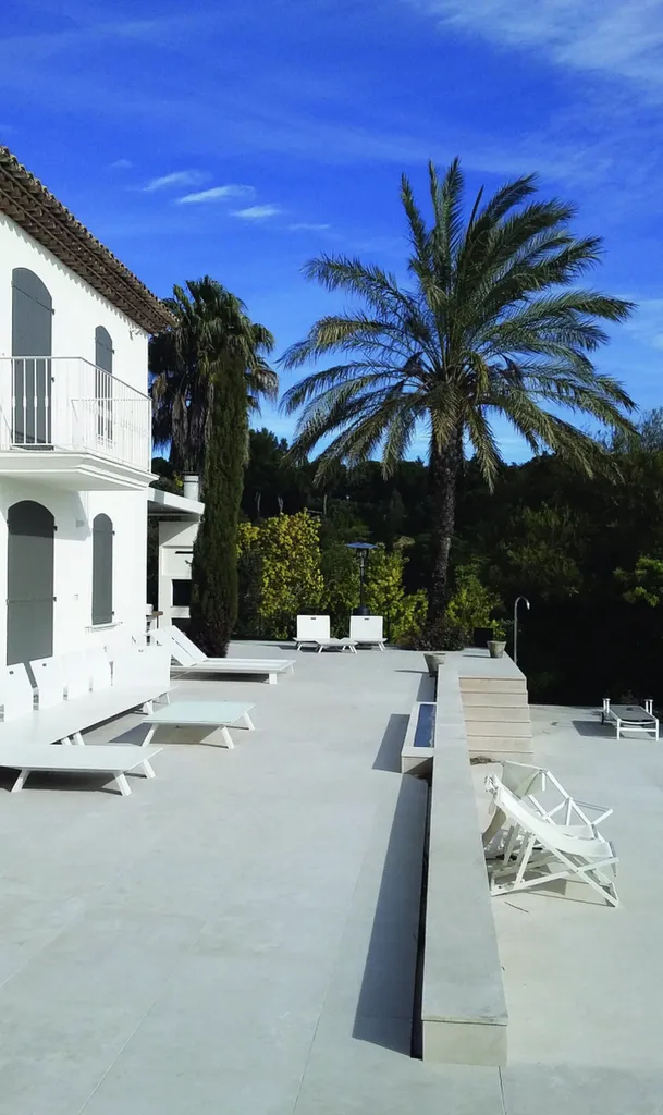 Cèdre Gray – Marbre naturel beige et crème pour sols et dallages intérieurs et extérieurs