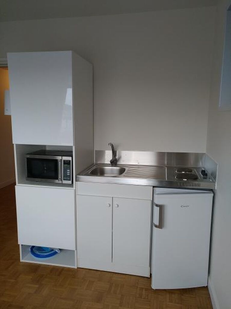 STUDIO MEUBLE ROUEN - 1 pièce - 16.53 m2- 418€ charges comprises