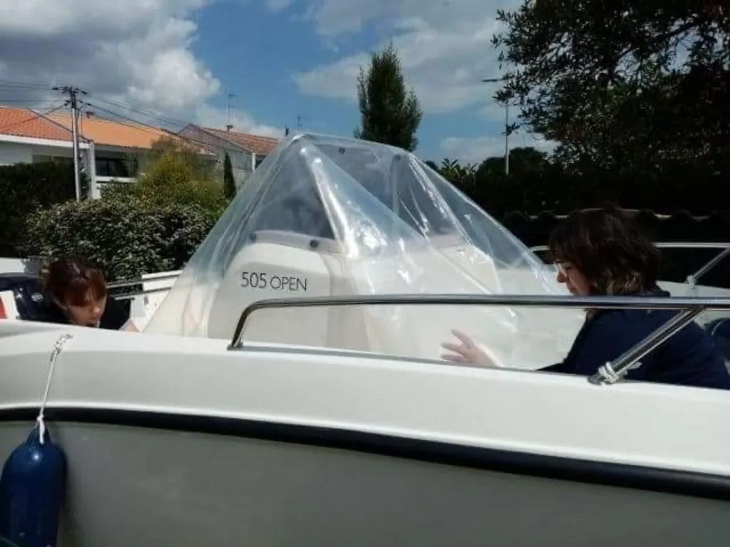 Prise de gabarit d’une housse de poste de pilotage de bateau sur Mérignac.