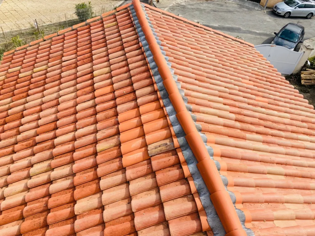 toiture avec nettoyage sur chateauneuf les martigues