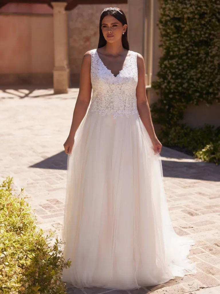 Robe de mariée grande taille à Plan de Campagne