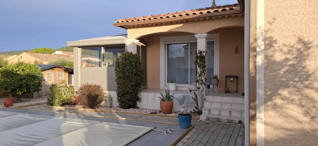 Installation d'une véranda aluminium sur mesure proche de Nîmes entre Nages et solorgues et Vestric et candiac