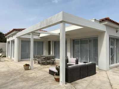 Pergola Ciel Ouv'air rétractable à Hyères
