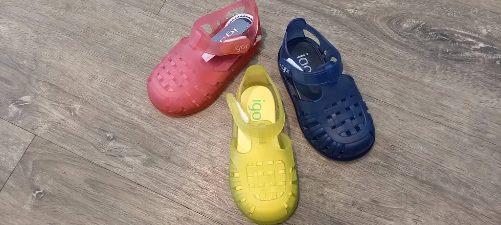 sandale en plastique pour bébé à LIBOURNE  