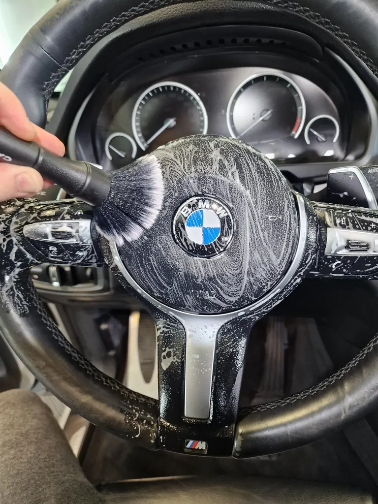 Detailing automobile intérieur et extérieur haut de gamme près de Caen