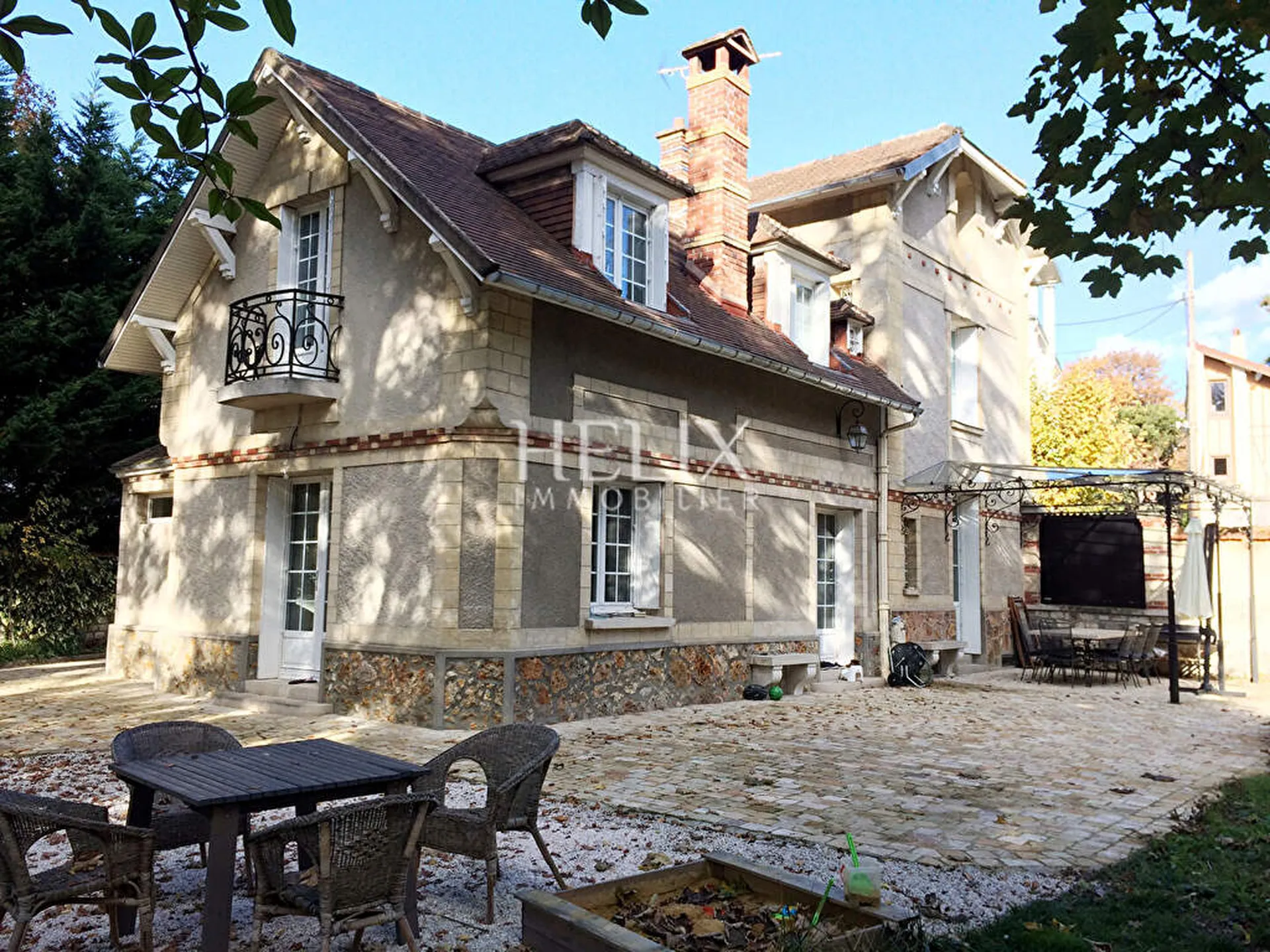 Charmante maison 150 M² Le Vésinet proche du centre-ville
