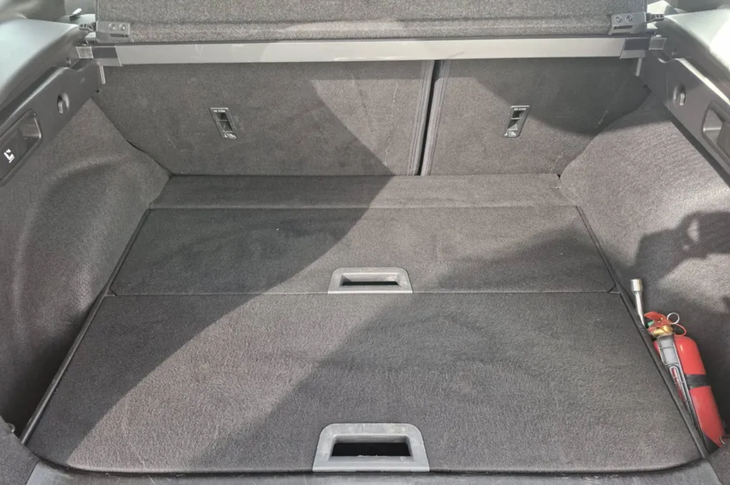 Renault Kadjar Blue dCi 115 Business Attelage / Android auto et Carplay Garantie 12 mois occasion près de Toulouse en Occitanie