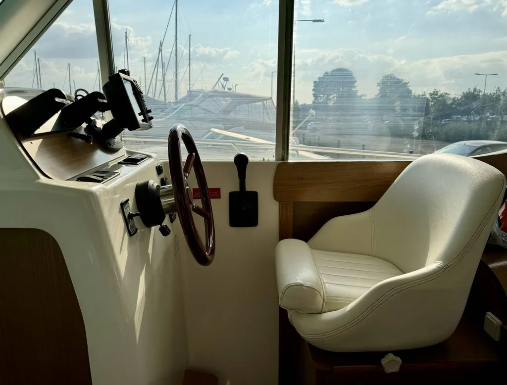 Day cruiser d'occasion disponible immédiatement