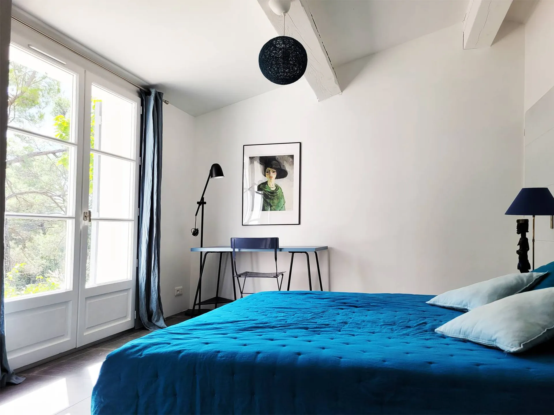 Démolition de l'existant et reconstruction d'une maison sur mesure à Saint Marc Jaumegarde dans les Bouches du Rhône