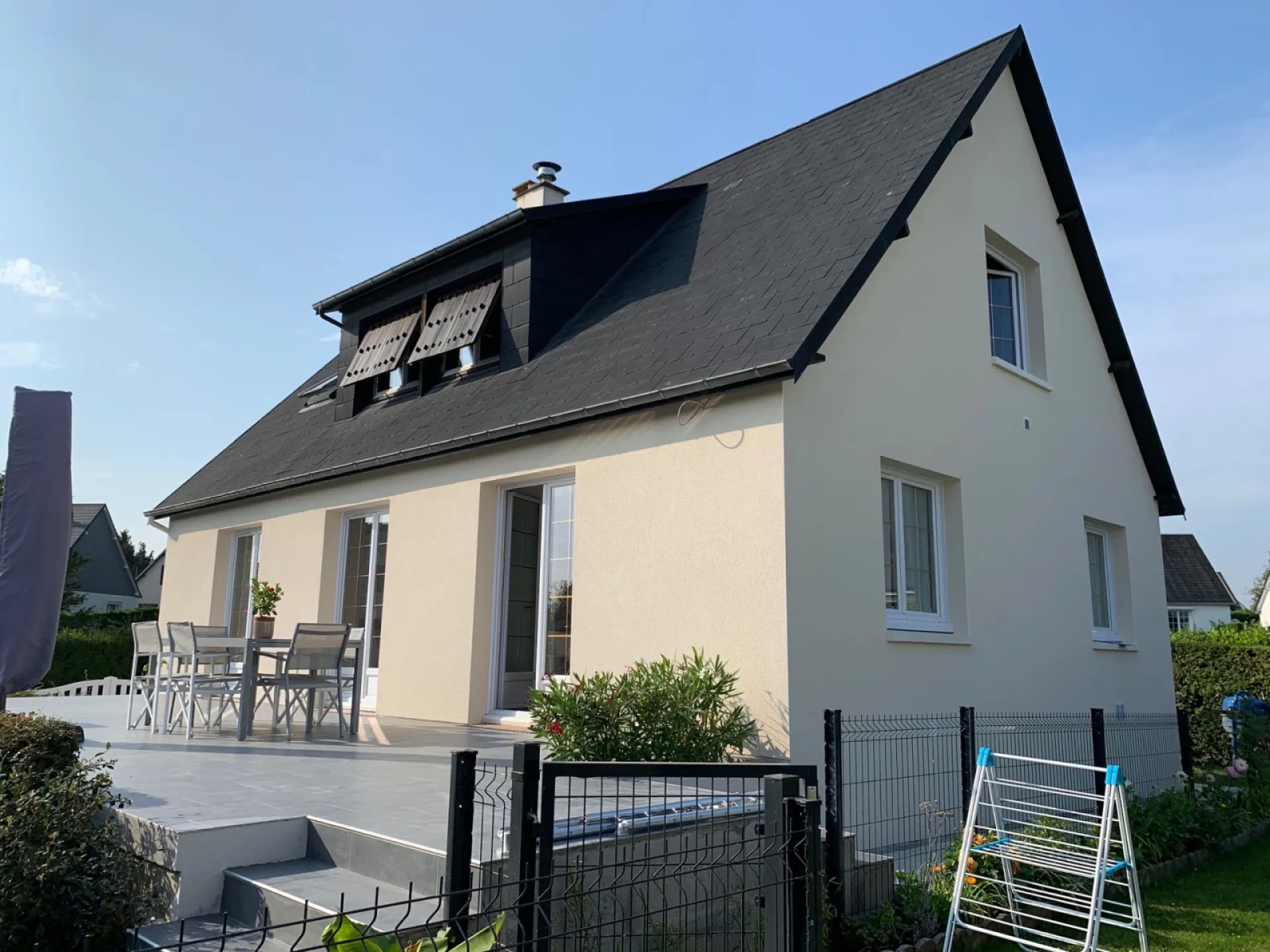 Entreprise pour le ravalement de façade imitation pierre taillée à Sainte Adresse proche Le Havre 76