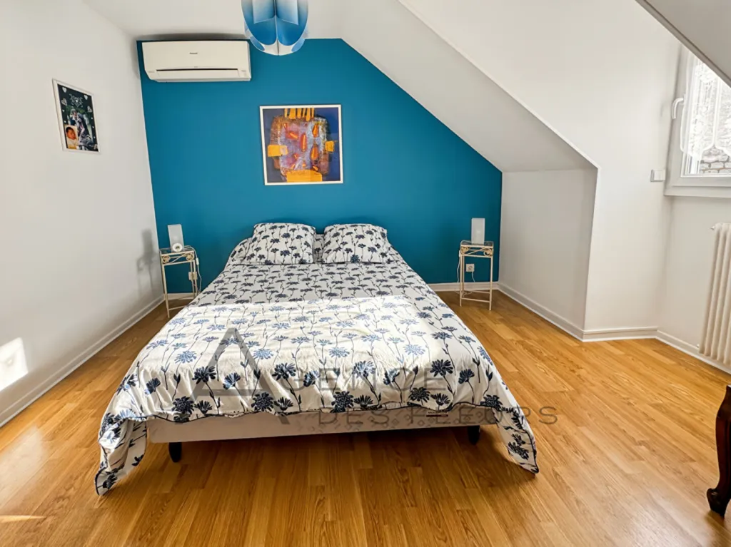 A saisir maison de 96 m² édifiée sur un terrain de 341 m² sur la commune de SAINT PIERRE LES ELBEUF 76320