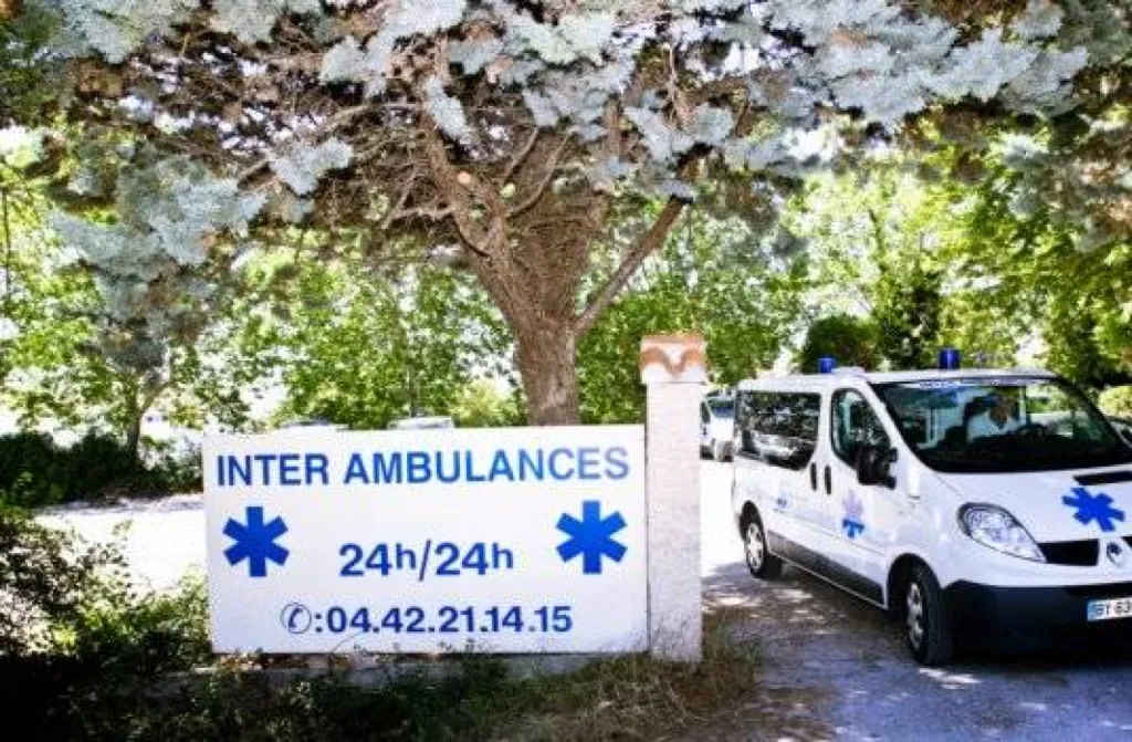 Transport médicalisé en Ambulance et V.S.L dans les Bouches du Rhônes INTER AMBULANCES