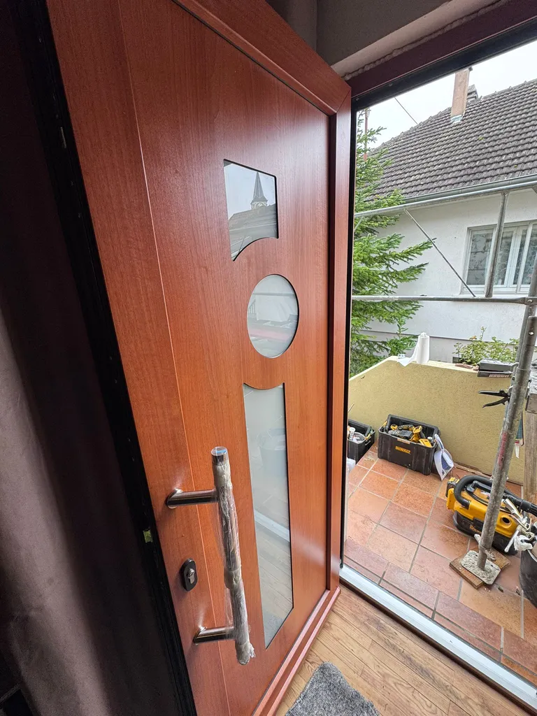 Installation de portes et fenêtres PVC et bois haute performance avec options de ventilation à Val-de-Moder – Vitralu, spécialiste certifié RGE