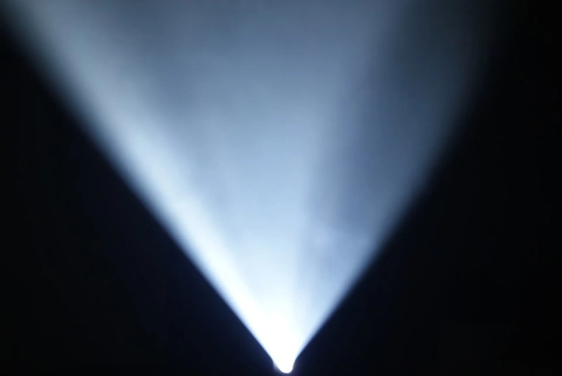 location effet lumière starway pour soirée à saint Mandrier dans le var