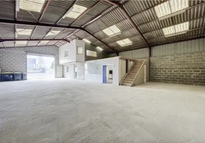 DOUVRES LA DELIVRANDE - Locaux d'activités