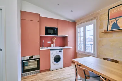 Menuiseries à Bordeaux en double vitrage bois avec petits bois