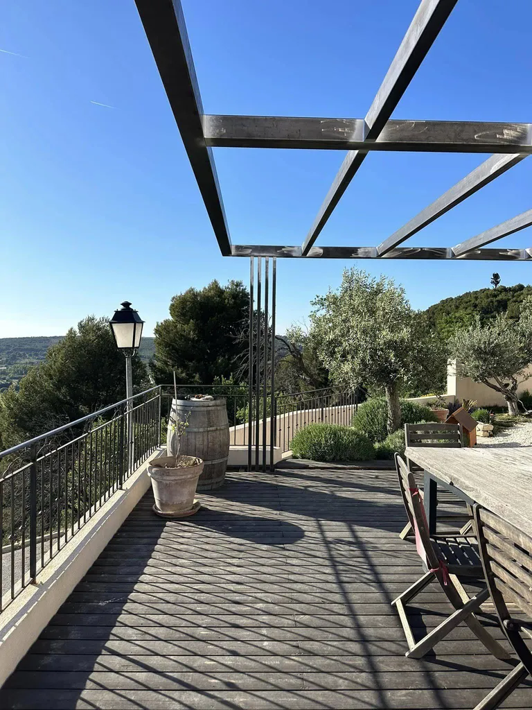 artisan ferronnier pour pergola sur mesure