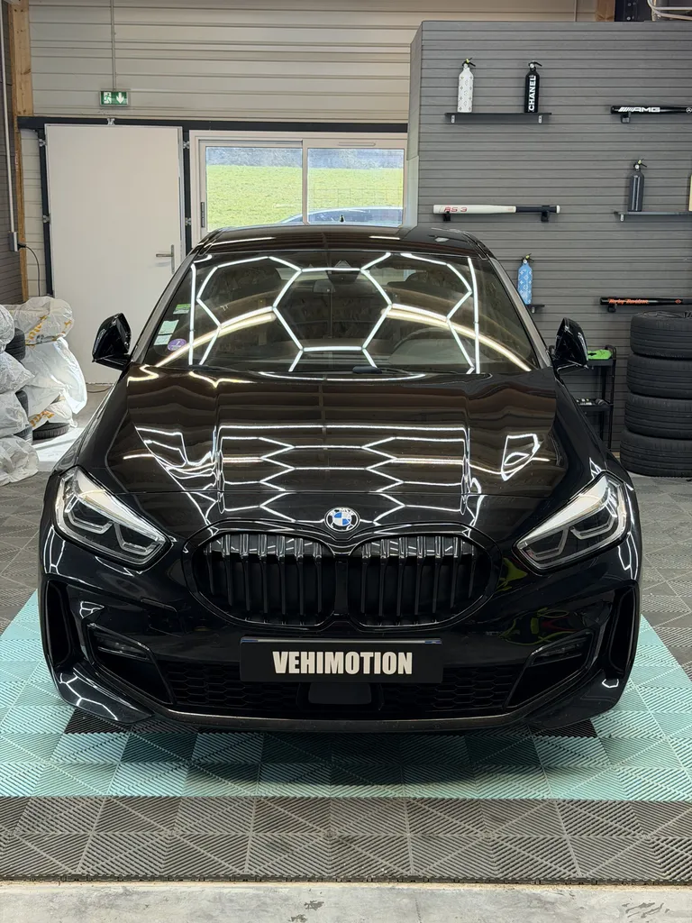 BMW SERIE 1 118i / PACK M SPORT INT/EXT/ BOITE AUTO/ LED / SIEGE SPORT/ SIEGE ELECTRIQUE