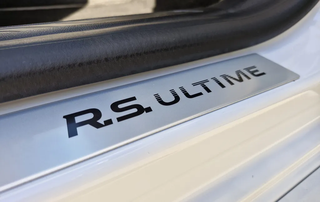 Renault Megane IV R.S ULTIME 300 EDC occasion / Toit ouvrant / Bose / Malus payé / Garantie jusqu'à décembre 2028 / en Occitanie près de Toulouse