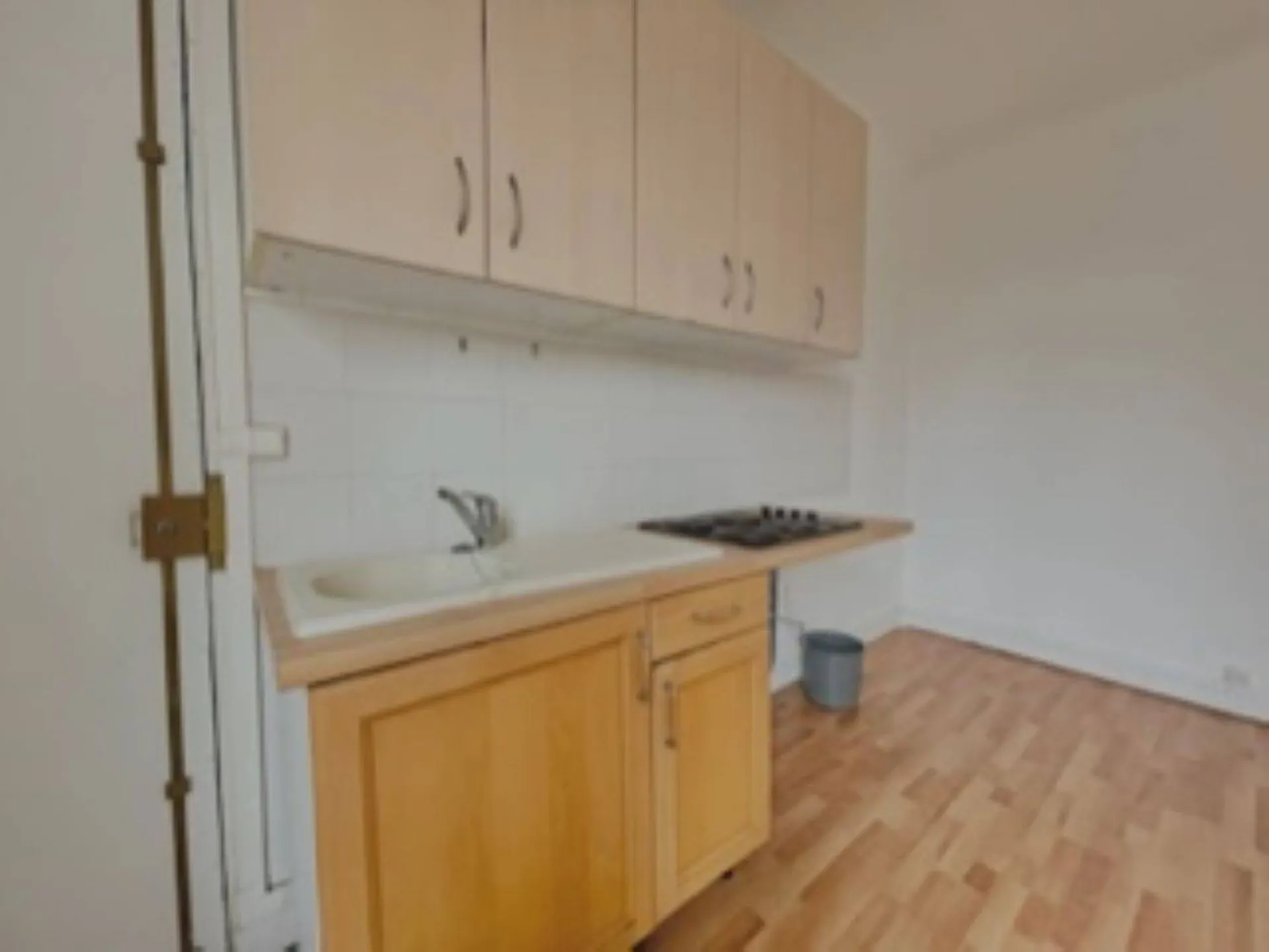 2 Pièces 25 m² 93400 Saint ouen