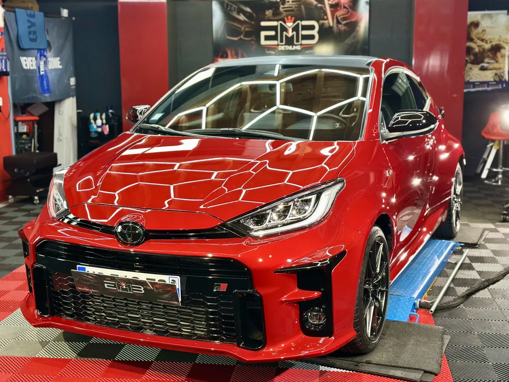 Toyota Yaris GR – Rénovation et traitement céramique à Lyon Ouest proche de Vourles 