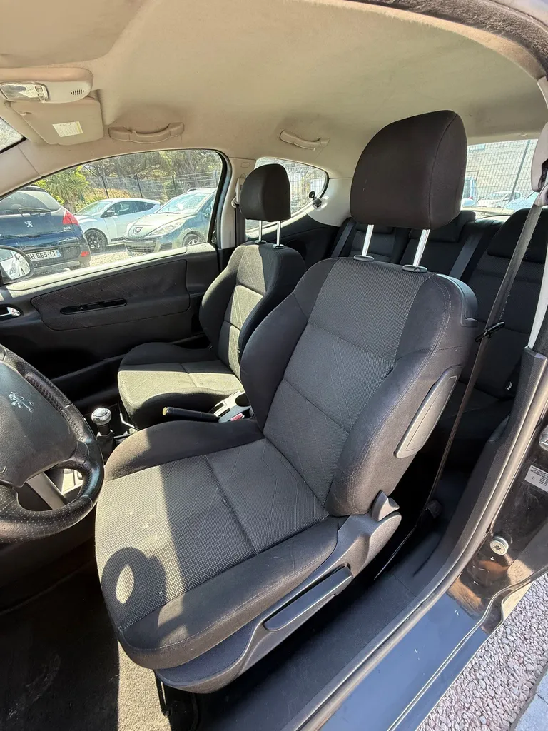 PEUGEOT 207 1.6 VTI 120CV SPORT 